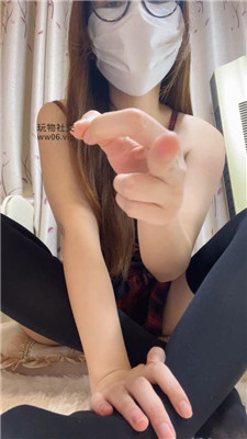 兔牙你猜今天主人为什么要穿那么好看？ (6).JPG