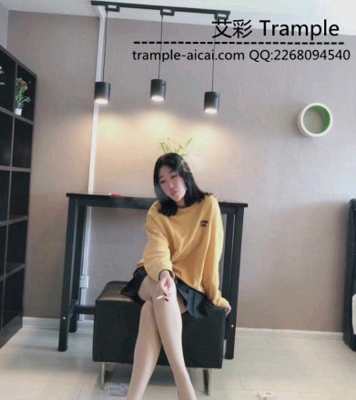 【调教视频】懿懿女王粗口辱骂