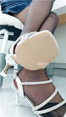 【依甜】辱丈母娘老婆和女儿    260316-26BP