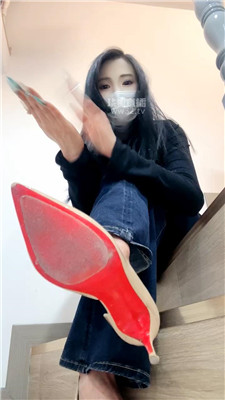 【小E神】裸足高跟炸J    260404-14BP